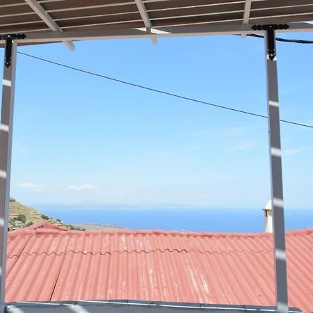 Vila The House Of Grandma Zinios Ioulis Exteriér fotografie