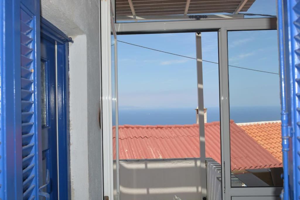Vila The House Of Grandma Zinios Ioulis Exteriér fotografie